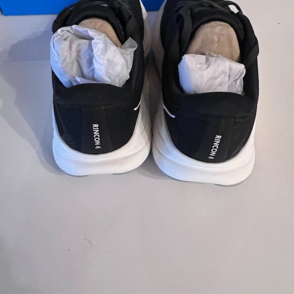 HOKA Rincon 4 Lightweight Running Shoes Black White Performance Trainer 6.5 New - Picture 7 of 8
